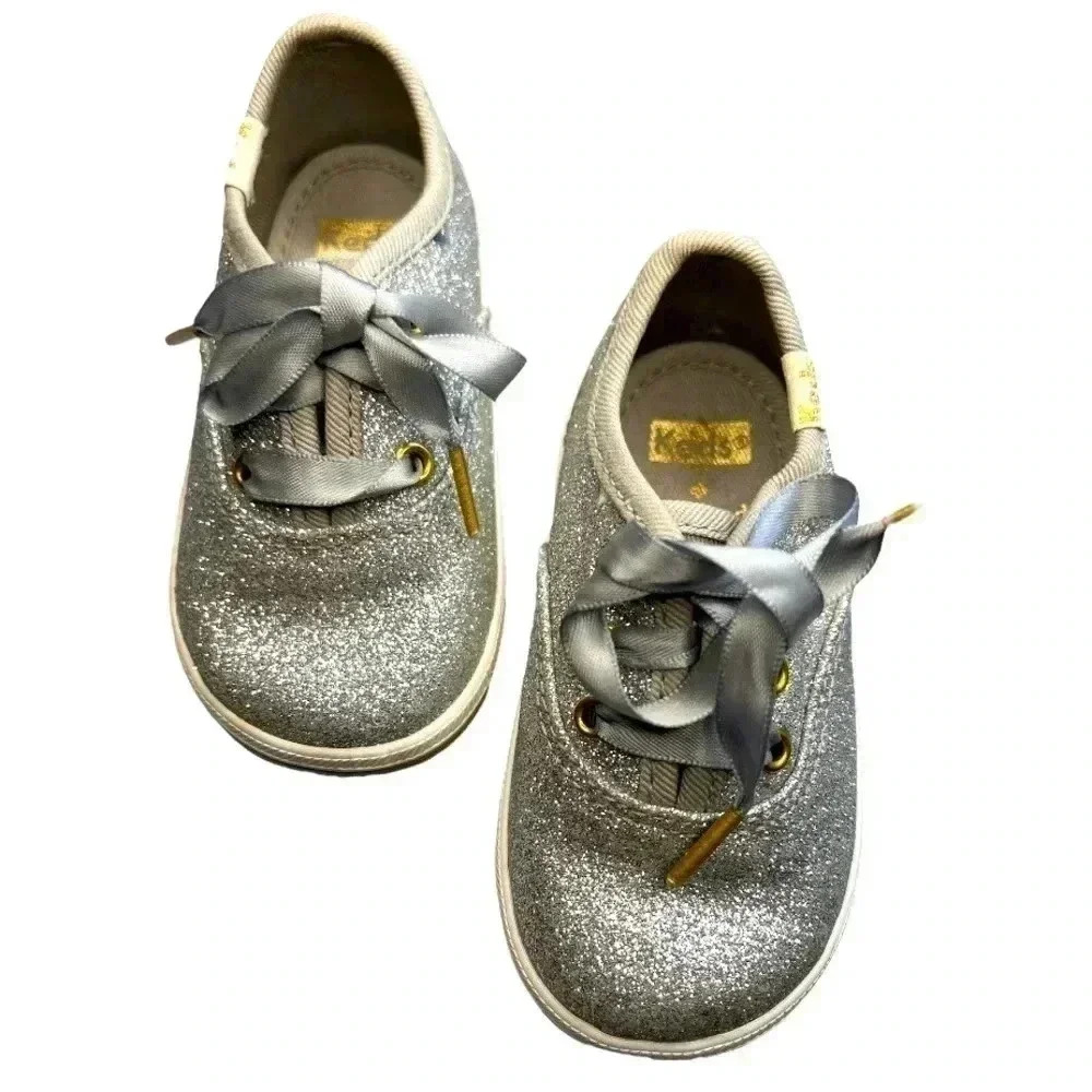 KEDS KATE SPADE GLITTER SNEAKERS SLIVER SNEAKERS SIZE 4 TODDLER LIKE NEW - Picture 2 of 12